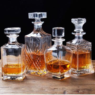 China Home Grade Brandy Vodka Whiskey Glass Bottle Top Decanters 500ml 700ml 750ml 900ml Beverage Kitchen Decor Wine For Sale for sale