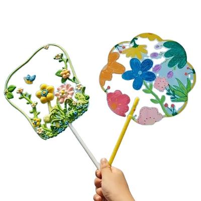 China Factory wholesale creative DIY art set of Chinese painted fan children's gift (without painting) package handwork handmade bamboo material for sale