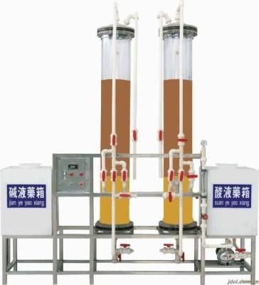 China Capacidad desmineralizada de acero inoxidable de la planta de agua 10000L con control del PLC en venta