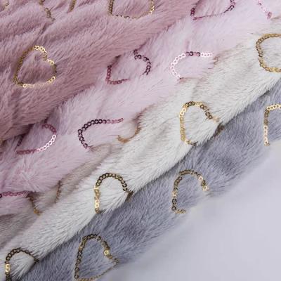 China China Supplier Shrink-Resistant Wholesale Shine Embroidered Poly Sequin Fabric Manufacturer Fleece Velvet Fabric for sale