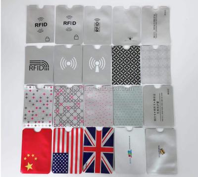 China Normcore Silver Aluminum Foil RFID / Minimalist Security NFC Card Blocking Sleeve for sale