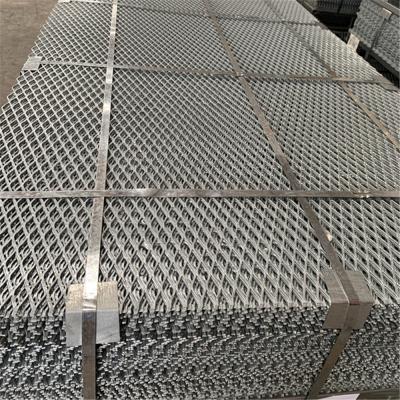 China High Quality Metal Mesh For Construction Of Plain Weave Diamond Hole Expanded Metal Raised for sale