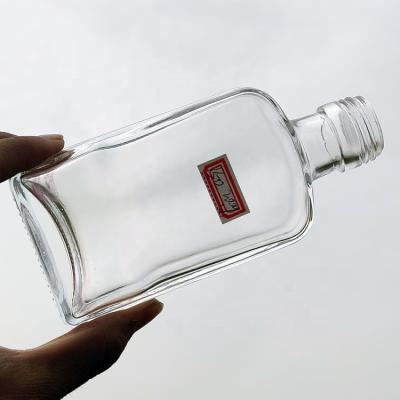 China Liquor RSG Whiskey Empty White Transparent Decanter Rectangle Square Cork Mini Liquor Screw Cap 150ml Gin Clear Small Glass Bottles for sale