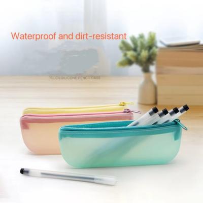 China 19*7*2.8cm Studenten-Stift-Werkzeuge Silikonspeicherbeutel in farbenfrohem Design mit individuellem Logo zu verkaufen