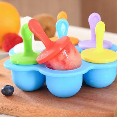 Cina 145g Riutilizzabile Silicone Ice Pop Maker con Stick Top Vendendo BPA Free Popsicle Mold in vendita