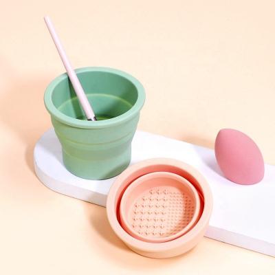 China Beauty Egg Cleaning Tool Wellfine Silicone Folding Brush Cleaner Cup for Beauty Care for sale