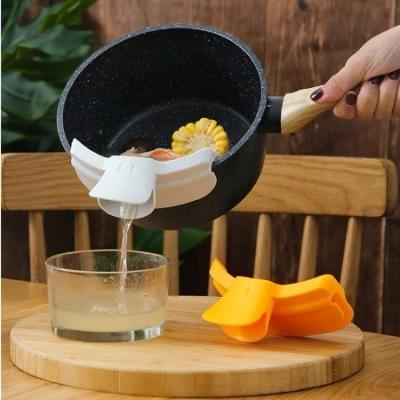 China Ronde mond deflector trechter Silicone anti-verspilling Duckbill Drain Pans voor keuken gadgets Te koop