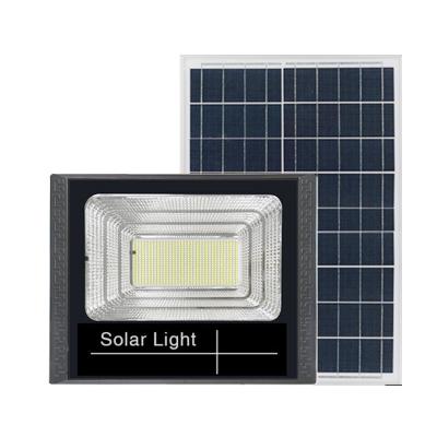 China Ip67 400W 700w Residential Floodlight Solar Led Flood Light for sale