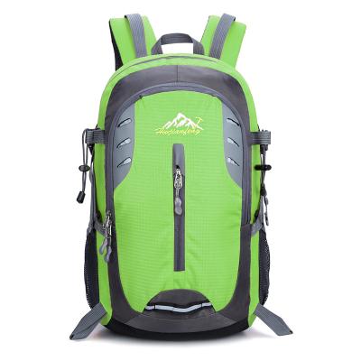 China Water Resistant Outdoor Sports Backpack Skateboard Backpack for sale