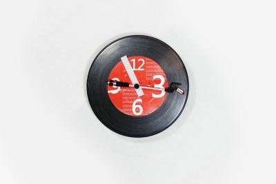 China Fashion CD Turntable Record Wall Clock With Metal + ABS for sale