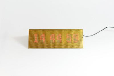 China 24 horas de punto de reloj de la matriz, Eco - relojes del metal LED del amigo en venta