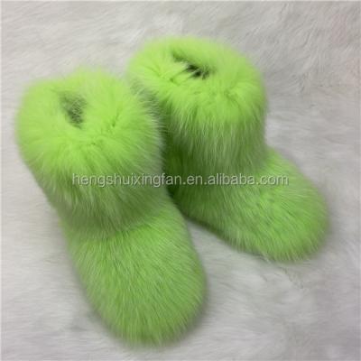 China 2020 new new high quality women Anti-slippery fashion fur snow boots fur snow boots for sale