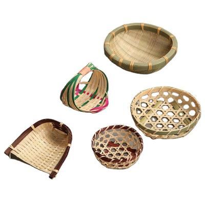 China Mini Bamboo Woven Basket Round Shovel Round Rice Drink/Food Small Fruit Basket Household Storage Creative Handwoven Trim Basket for sale