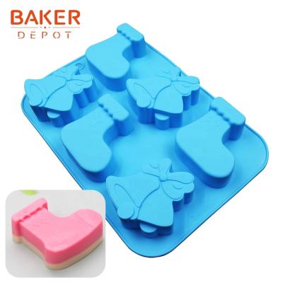 China Viable Silicon Mold For Soap Christmas Design Cake Chocolate Candy Molds 6 Cavity Pudding Jello Mold Random Color for sale