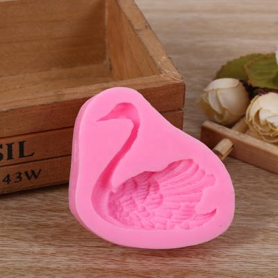 China Viable DIY Tools Swan Cake Decorating Mold Silicone Fondant Cake Tool Cookie Mold Handwork Baking Molds for sale