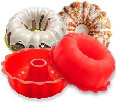 China Bunte Grade Silicone Cake Mold Viable European Wholesale Fluted Tube Cake Mold Silicone Mold Non Stick Bakeware Baking Set for sale