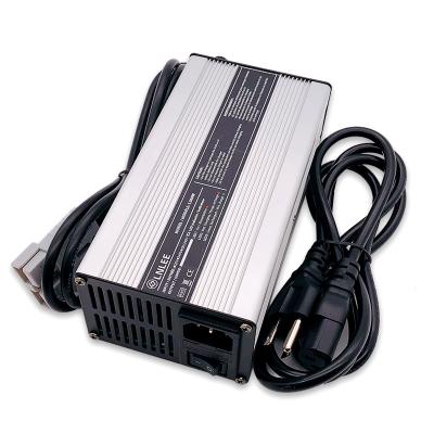 China LNLEE 3 Stage ENC-1220 12V 14.6V Lifepo4 20Amp Multifunctional Automatic Battery Chargers for sale