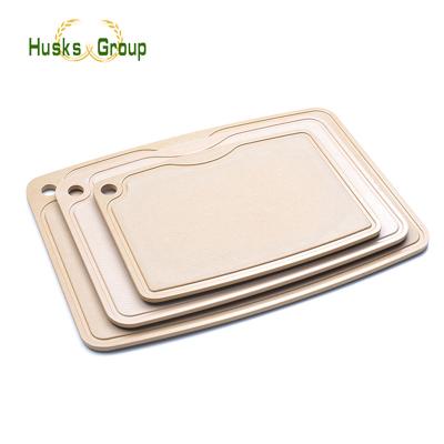 China Sustainable New Design Rice Husk Fiber Cutting Board Kitchen for sale