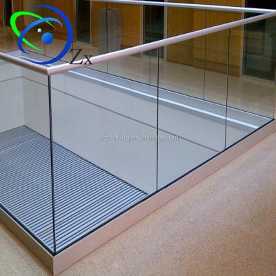 China Tempered Glass Balustrade System /Outdoor Balcony Railing System /Outdoor Glass Pool Railing Frameless Glass Fence for sale