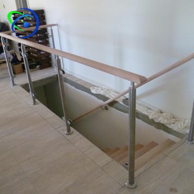 China Stainless Steel Stain / Mirror Stair Railing Post Indoor Indoor Handrail Types Glass Handrail Rails for sale