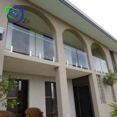 China Exterior Easy Installation Customized Size Metal Stainless Steel Frameless Glass Balcony Railing for sale