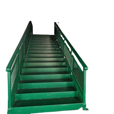 China Modern Metal Double Stringers Staicase / Outdoor Stairs for sale