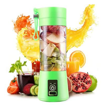 China 380ml Single Car Travel Size Personal Blender USB Rechargeable Fruit Mixing Portable Juicer Cup for sale