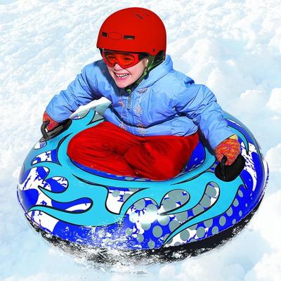 China Cold-resistance Two-handle Inflatable Snow Slide Tube Winter Sport Snow Tubing for sale