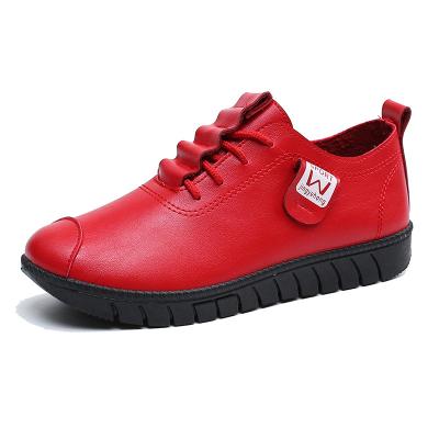 China Autumn New Anti-slippery Round Head Korean Flat Shoes With Pure PU Lightweight Casual Women's Soft Bottom Lok Fu Shoes for sale