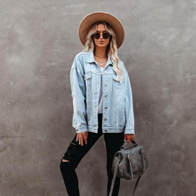 China 2021 OEM wholesale vintage denim jacket women blue loose ripped jeans jacket girls breathable long sleeve coat for ladies for sale