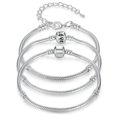 China Customized Safe Production 925 Sterling Silver Snake Chain Bracelet Heart Shape Lock for sale