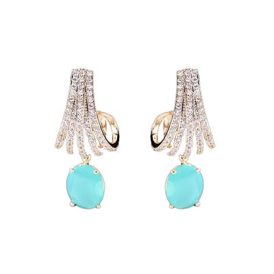 China New Fashionable wholesale trendy design earrings gold plated earrings claw deop stud mail hot sale for sale