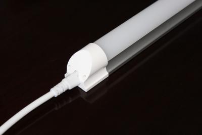 Chine Intégration légère de tube de T8 LED, 18W 1500mm, CE/ROHS/TUV à vendre