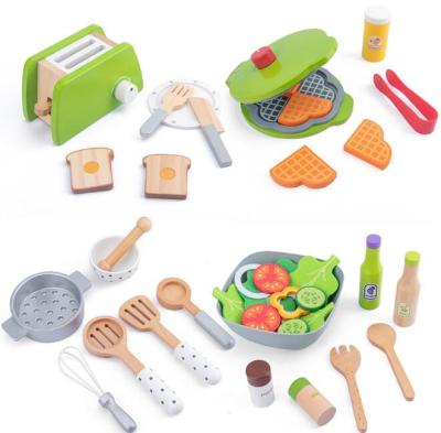 China Foods 2021 New Wooden Children's Educational Toy Happy Wooden Kitchen Toys Set Baking For Children for sale