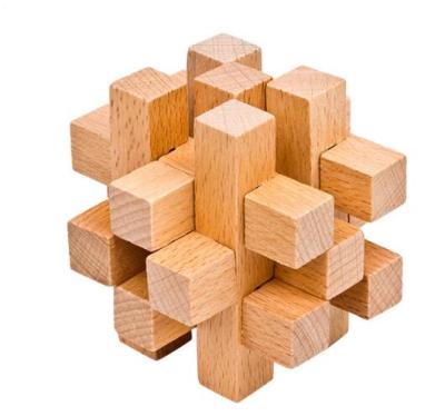 China Toy Classic Educational Size 7.5cm Brain Teasers Puzzles Game Traditional Wooden Kongming Lock Puzzle 14 Piece Beech Wood for sale