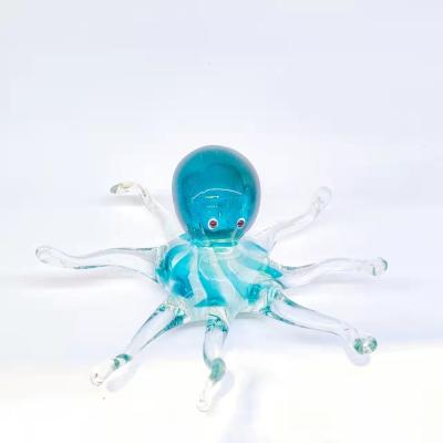 China Crystal Octopus Art Europe Hand Blown Glass Figurine Glow in the Night Glass Paperweight Desk Ornament for sale