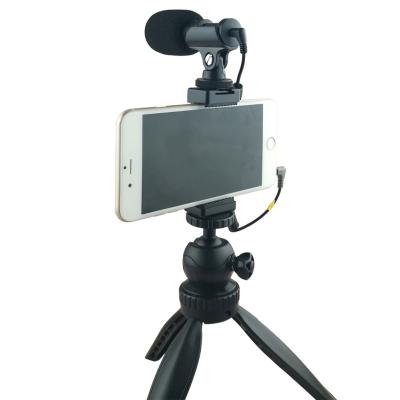 China 2020 New Design Desktop Vlog Microphone Kit For Portable Mic Shotgun Stand Communication Mobile Tripod Microphone for sale