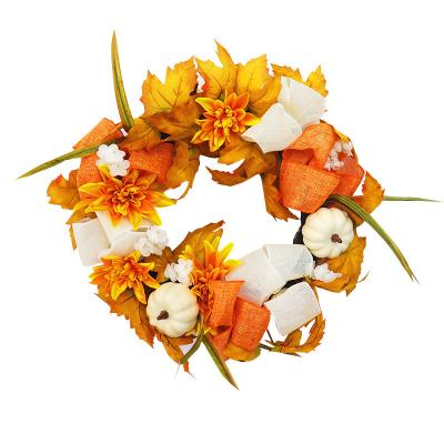 China Trendy Autumn Wreath Artificial Thanksgiving Decorations Front Door Wreath Harvest Farmhouse Wreath with Maple Leaf Pumpkins for sale