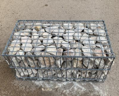 中国 High Quality Galvanized Plain Weave Gabion Basket Wall 2*1*1m Wire Gabion Mesh Gabion Fence Gabion Basket 1x1x.5 Meters 販売のため