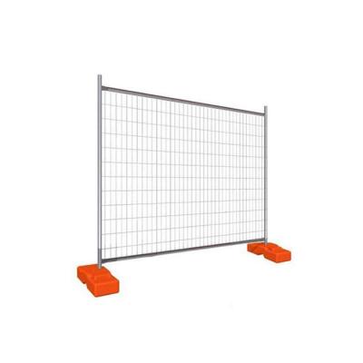 中国 Hot Dipped Galvanized Mesh And Wire Mesh Fence Powder Coated Fencing Easily Assembled Doors 販売のため