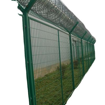 China Easily Assembled XINHAI Protection PVC Coated Security Low Carbon Steel Airport Fence for sale