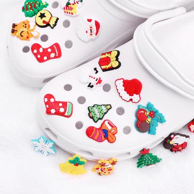 China Clog 2022 Shoe Charm Shoe Charm Wholesale Vendor Luxury Mexican PVC Christmas Croc Charms for sale