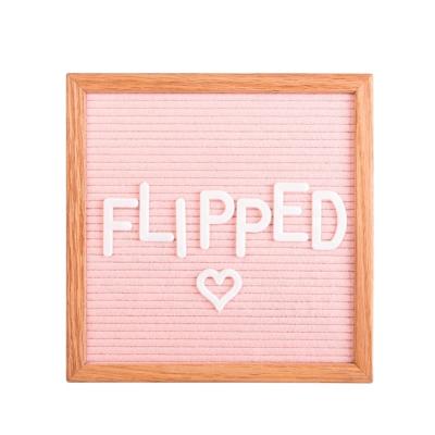 China Hot Sale Europe Amazon Pink Felt Message Letter Board With Wooden Letters And Stand for sale