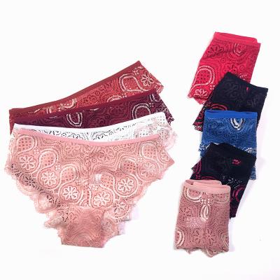 China Wholesale Antibacterial Invisible Seamless Panties Half Back Cover Bikini Lace Underwear Briefs for sale