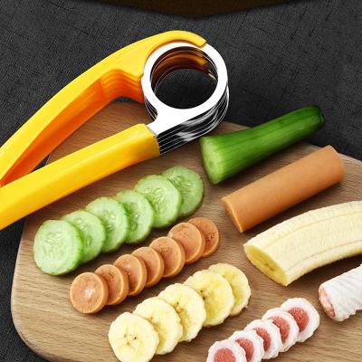 China 2021 new hot sale practical kitchen tool multifunctional fruit cutter banana slicer manually for sale