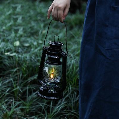 China SHIMOYAMA Retro Portable Table Top Kerosene Oil Lantern Outdoor Portable Handled Camping Emergency Light for sale