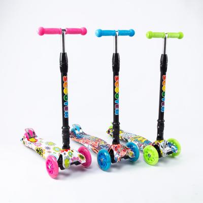 China New High Quality Best Price Child Portable Balance Scooter 3 PU/PVC Wheels With LED Lights For Boys And Girls for sale