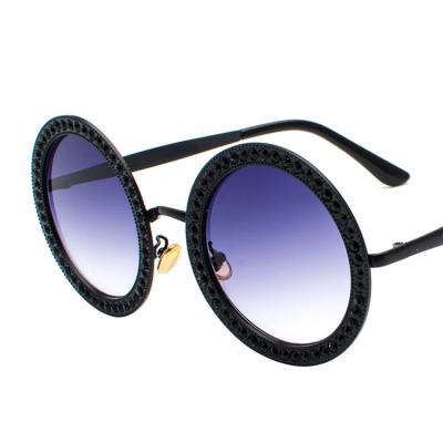 China Fashion Sunglasses Design Fashion Hot Selling Sunglasses Round Frame Metal Eyewear Colorful Diamond Sunglasses for sale