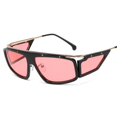 China New fashion sunglasses men's and women's sunglasses sports recycling glasses personality metal square wide leg sun glasses for sale