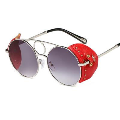 China Hot personalized mens ladies metal sunglasses fashion steampunk sunglasses new round sun glass trendy leather rivets unisex eyewear for sale